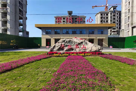 滨江风景1室1厅1卫33万40m2豪装出售